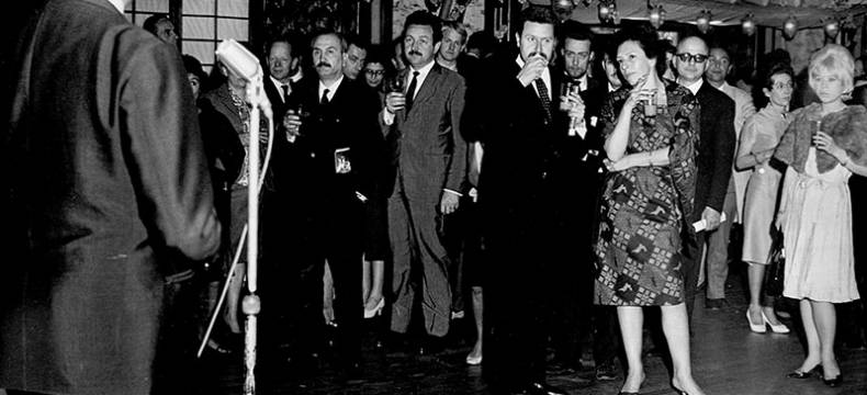 1963 - soirée de clôture au Casino-Théâtre / Félicitations du maire aux organisateurs